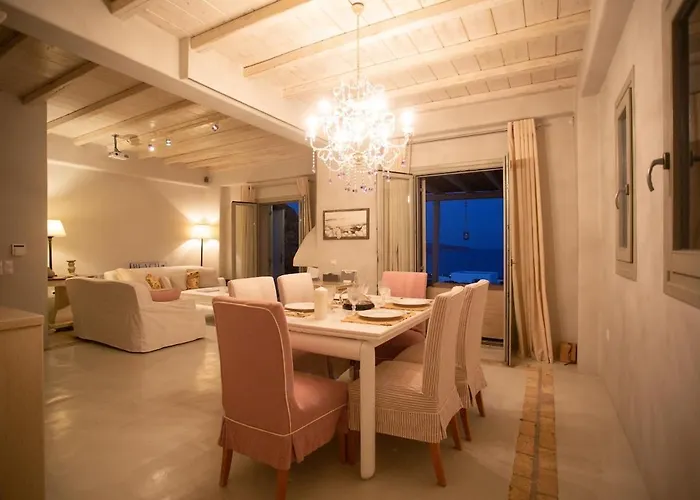 Your Private Mykonos * Καλαφάτη