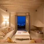 Your Private Mykonos Vila Kalafatis